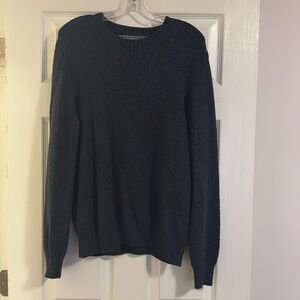 Men’s Navy Knit Abercrombie & Fitch Sweater
